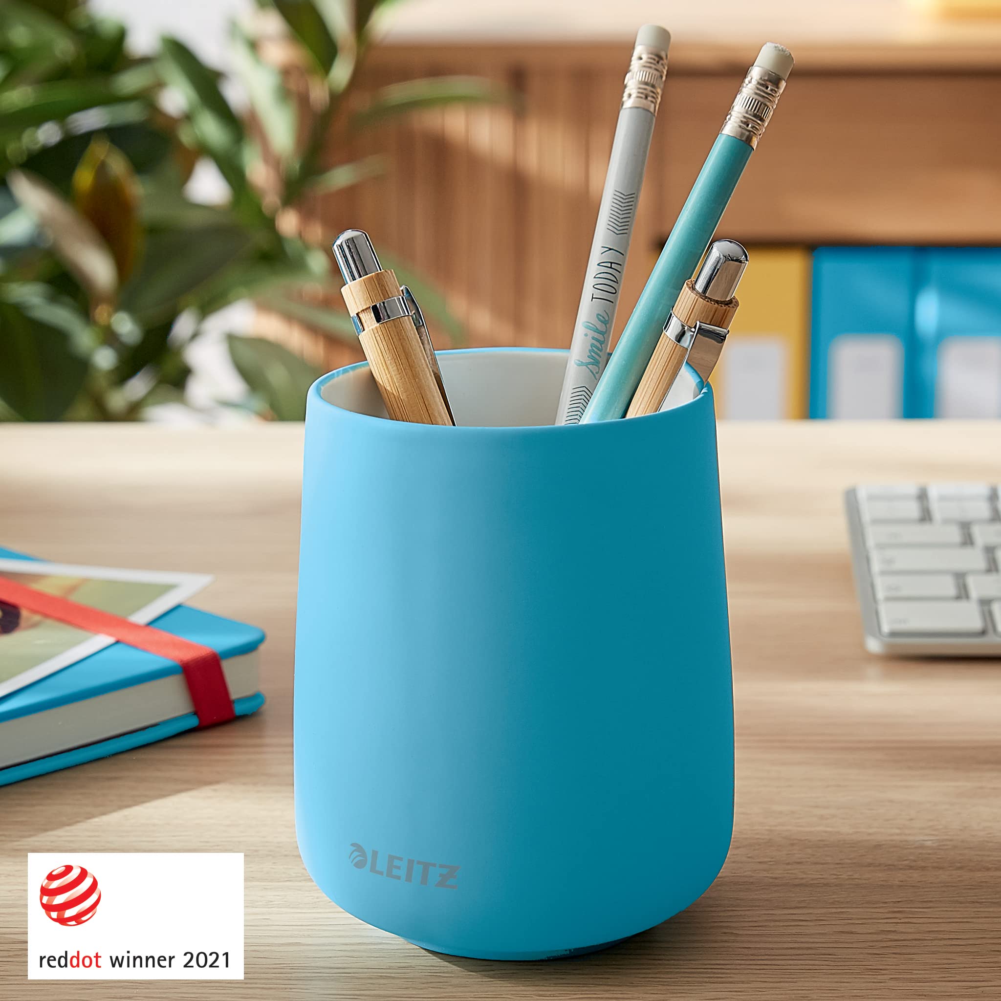 leitz-stiftek-cher-cosy-serie-53290061-stiftehalter-aus-keramik-sanftes-blau image 3