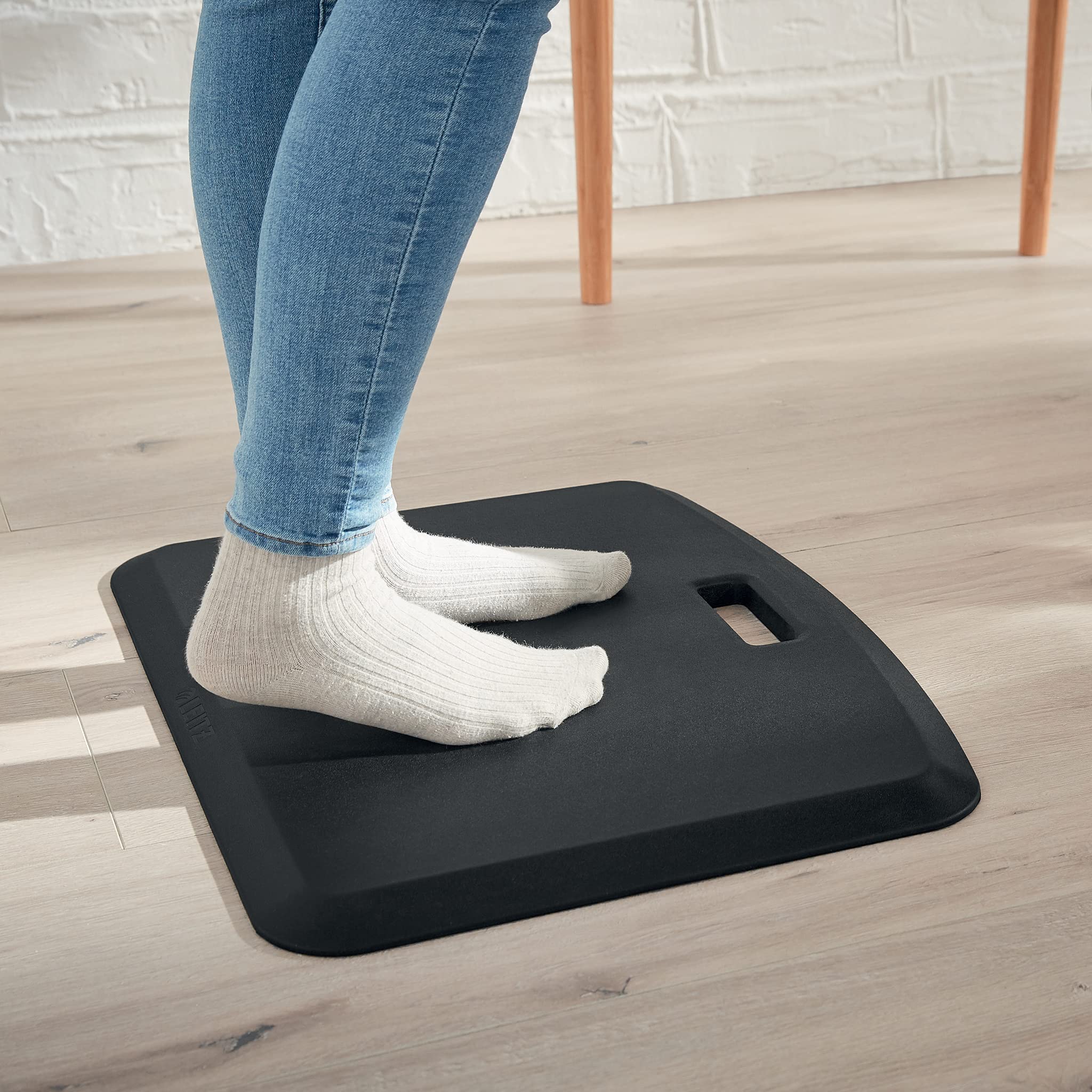 leitz-ergo-cosy-anti-erm-dungsmatte-457x560mm-grau-53690089 image 2