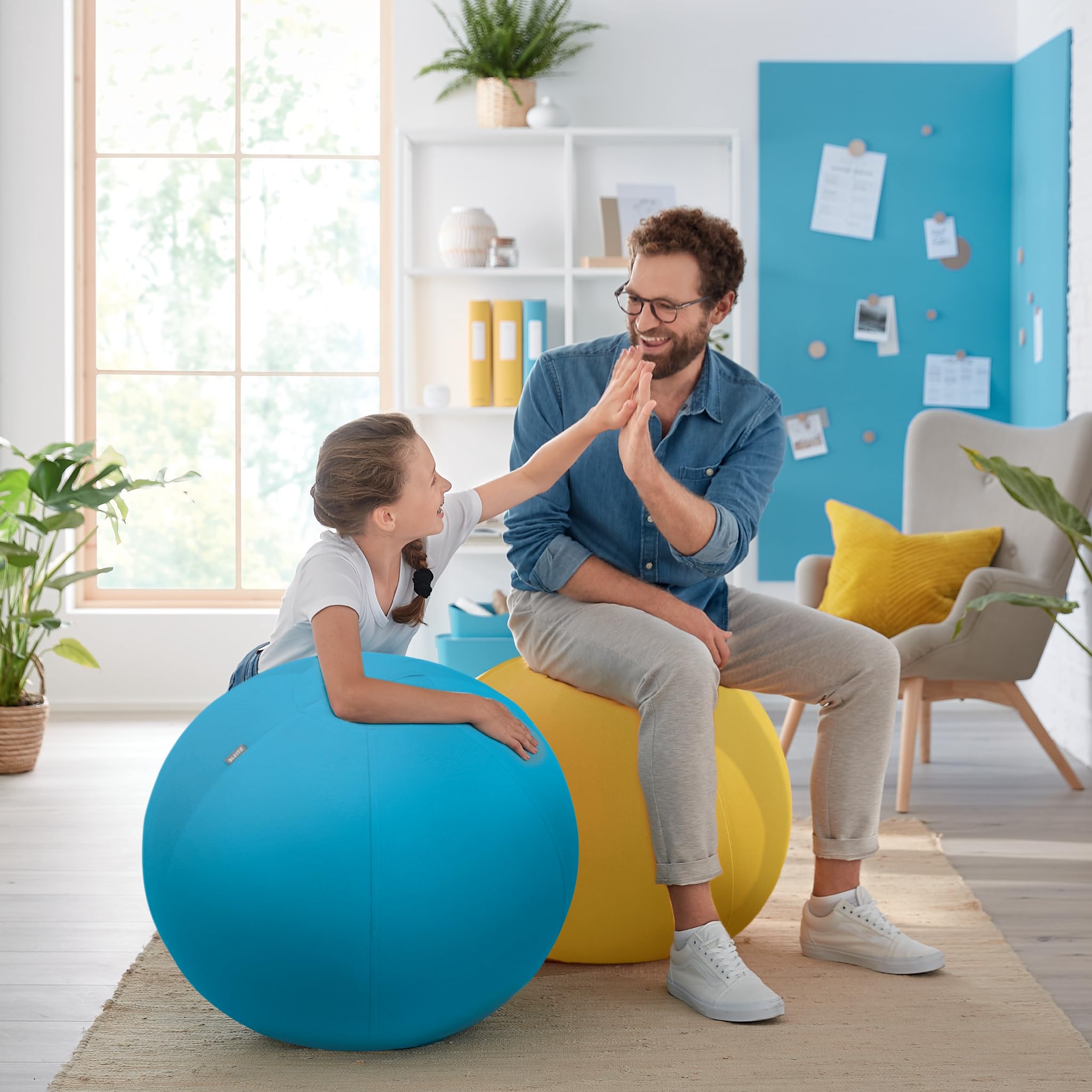 leitz-ergo-cosy-sitzball-65-cm-gymnastikball-mit-stoffbezug-in-gelb-inkl-handluf image 7