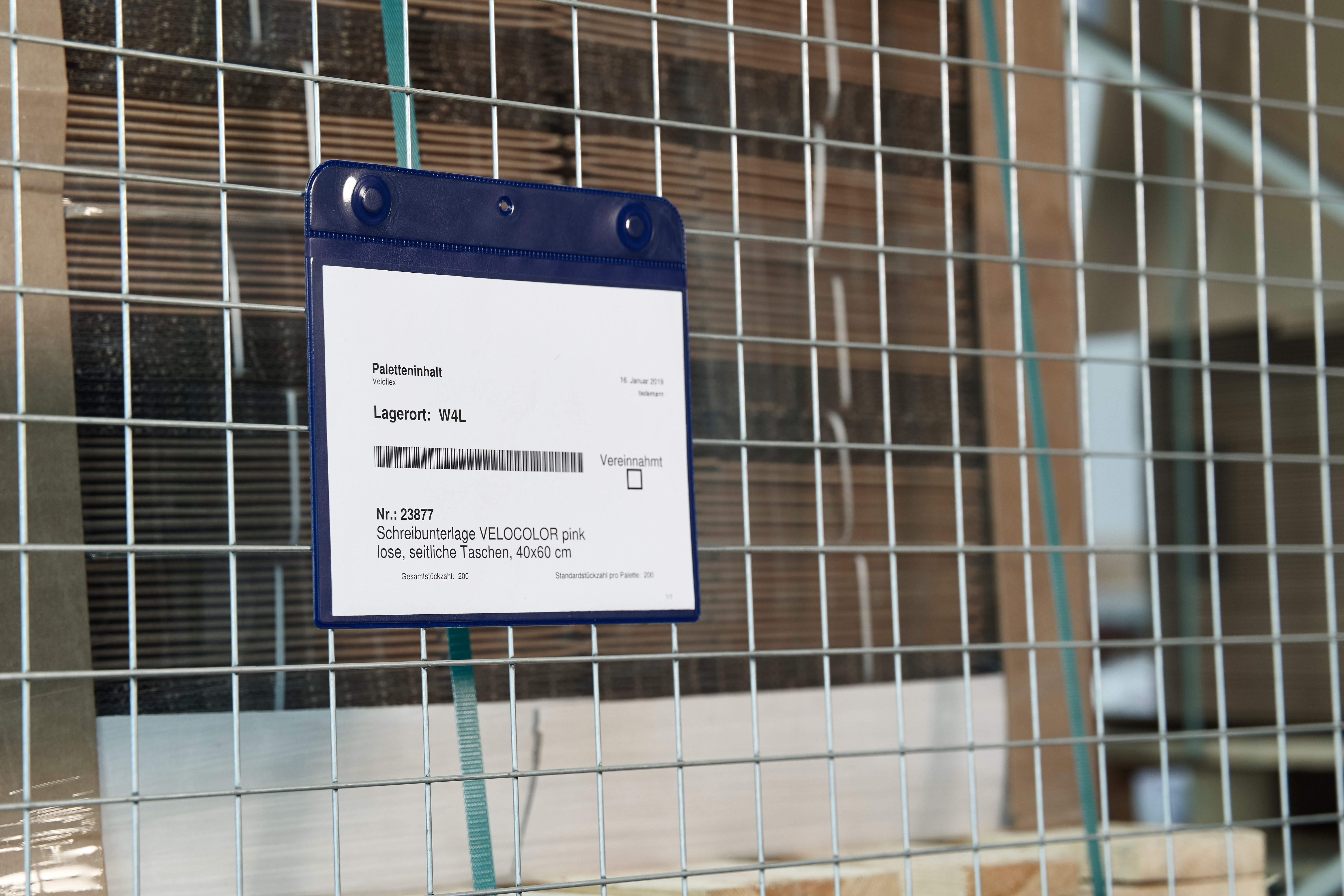veloflex-neodym-magnettasche-din-a5-querformat-pvc-blau-sehr-starke-haftkraft image 3