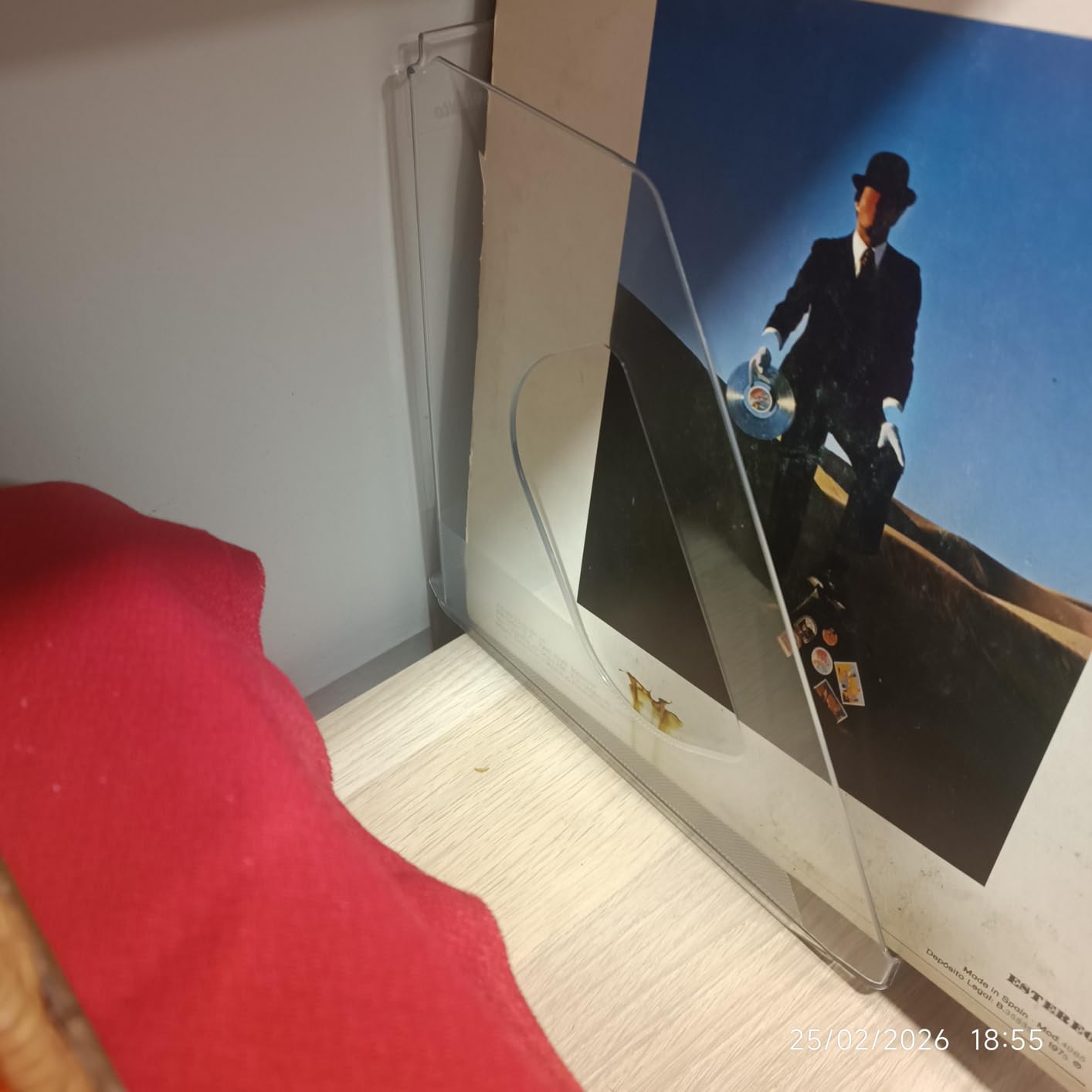 Endlich Ordnung auf dem Schreibtisch