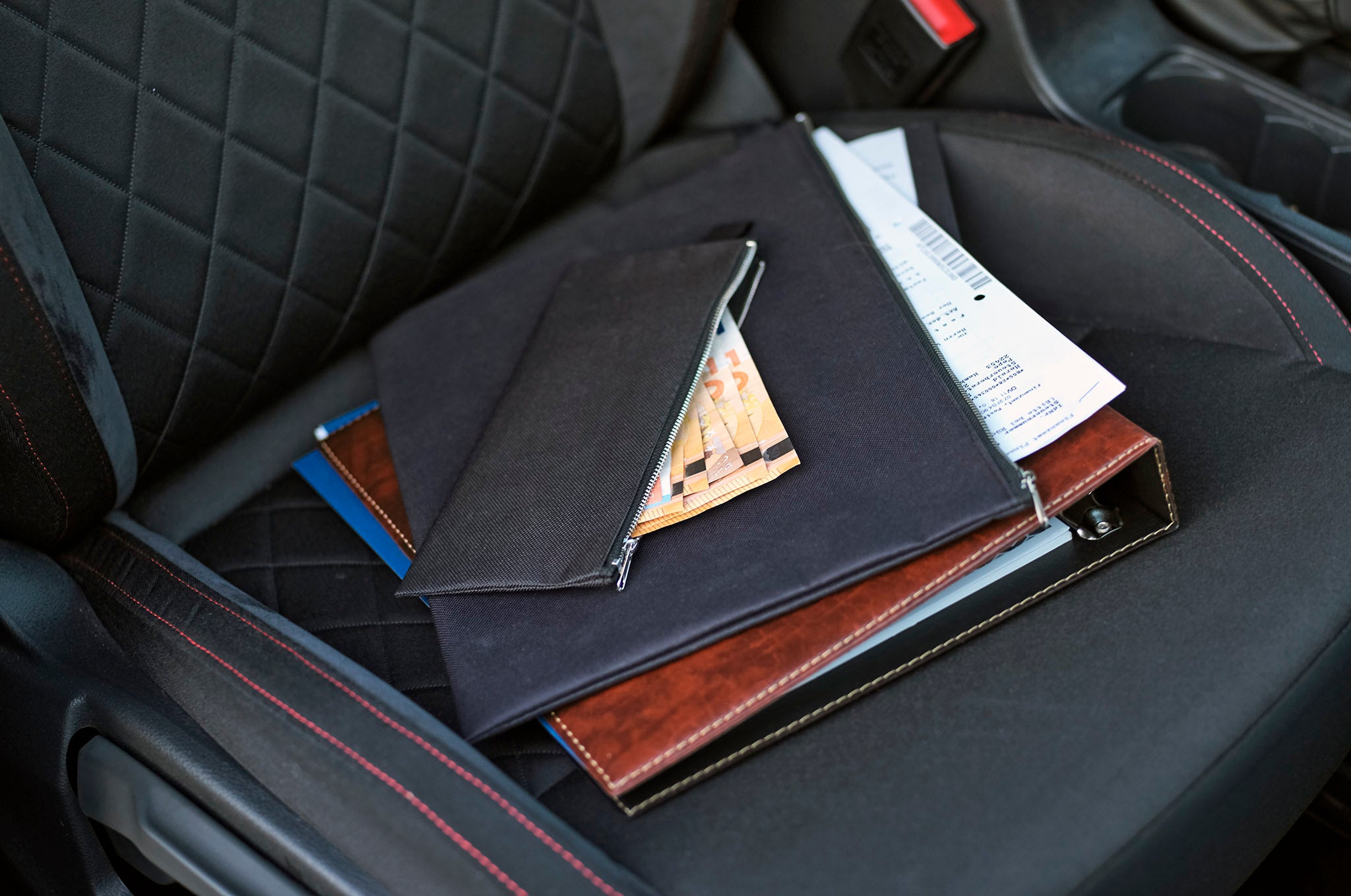 veloflex-bank-und-transporttasche-din-a4-textil-mit-metallrei-verschluss-schwarz image 4
